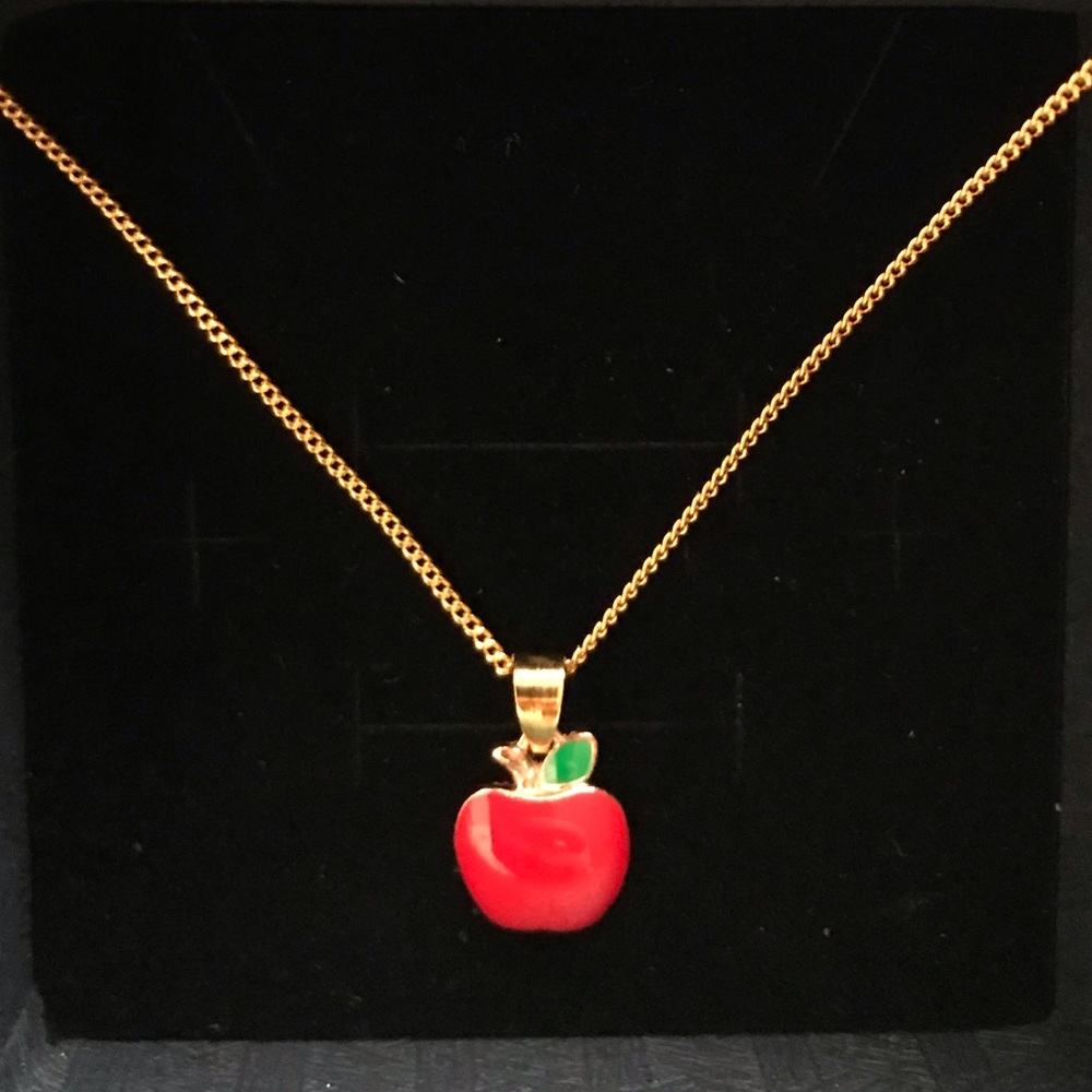 🎀NWT Red Apple Summer Charm Ladies Pendant Necklace 45 CM Chain Length